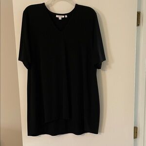 Chico's Black V-Neck Short Sleeve Tunic